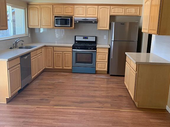 2nd image of 1285 Socorro Ave
