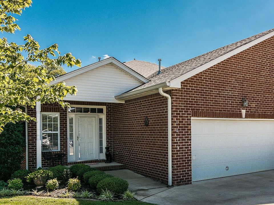 1st image of 1093 Richmond Way
