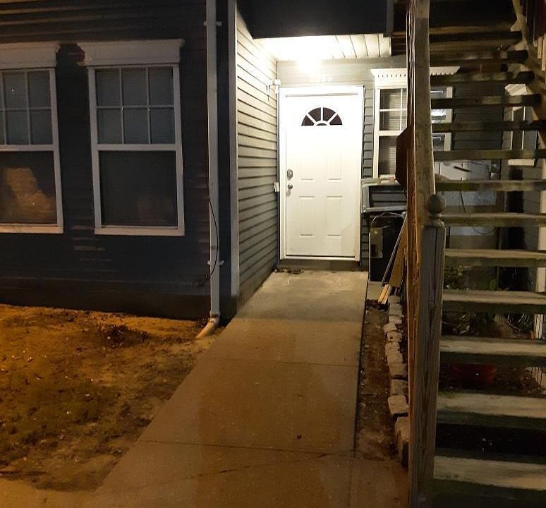 1st image of 229A Pond Way #229A