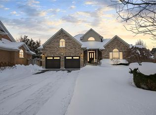 333 Milla Ct, Waterloo, ON N2L6N4