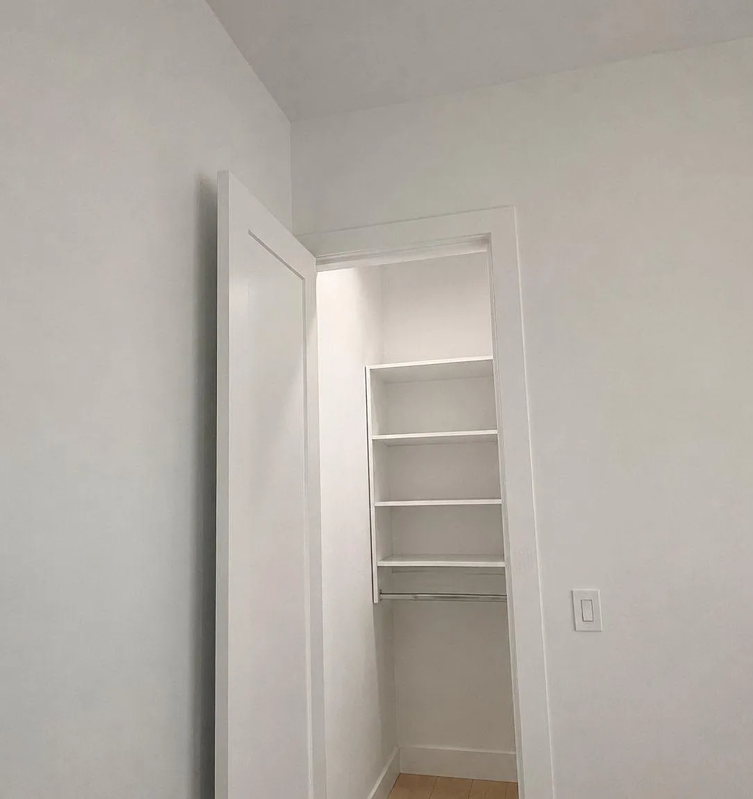 1 bed, $800 — Photo 1