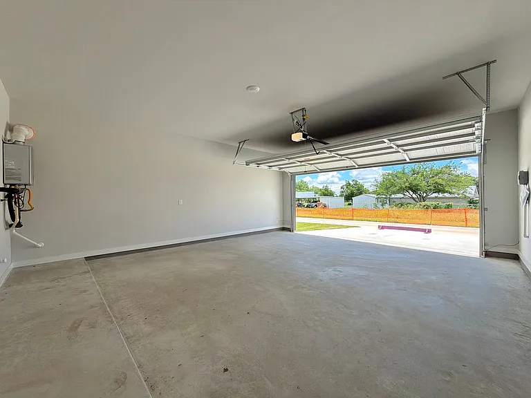 2235 Oscar Eli Way — Photo 35