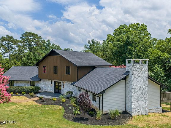 2nd image of 5216 Hickory Hollow Rd