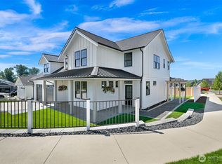 1937 Benjamin Ct, Lynden, WA