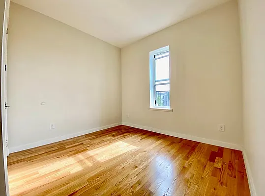 Rented by Outpost Brokerage LLC | media 7