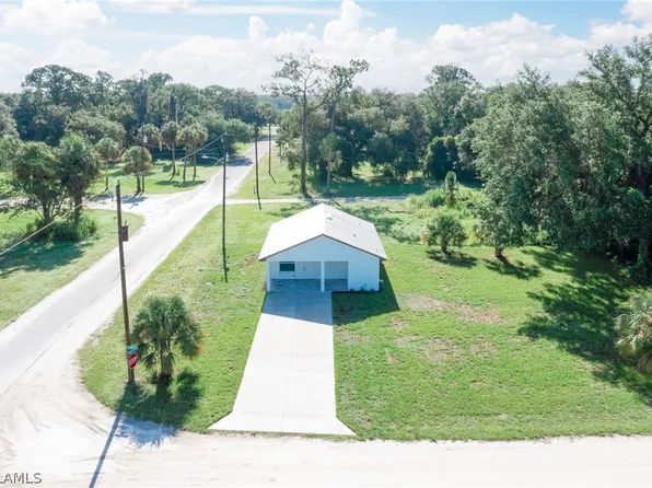 901 Fordson Ave, Labelle, FL 33935