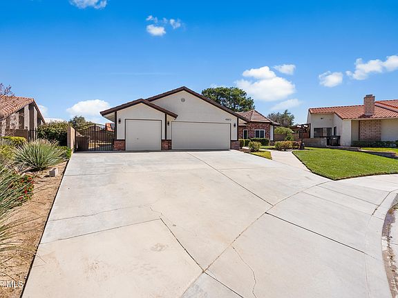 3rd image of 43012 Montemarte Ct