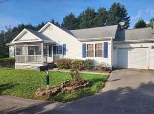 316 Picket Place Way, Knoxville, TN 37923