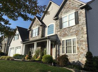 662 Golden Eagle Way, Lancaster, PA 17601