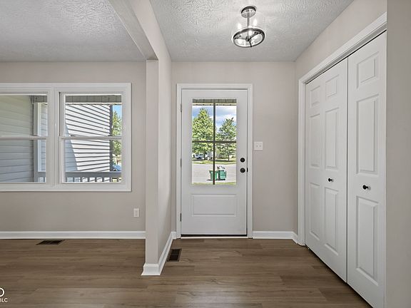 5th image of 2110 Hannah Ct