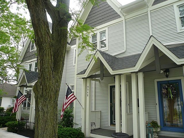 1st image of 9948 143rd Pl