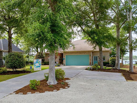 5th image of 903 Chadwick Shores Drive