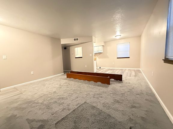 5th image of 908 S 10th St