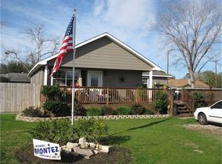2410 37th Ave N, Texas City, TX 77590
