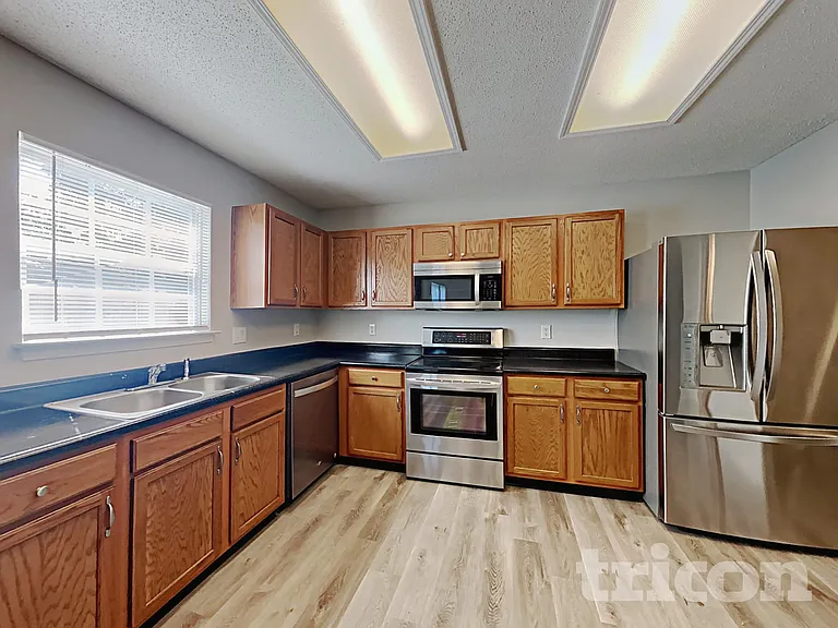 2117 Westmere Dr — Photo 6