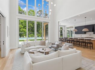 319 Two Holes Water Rd, East Hampton, NY 11937