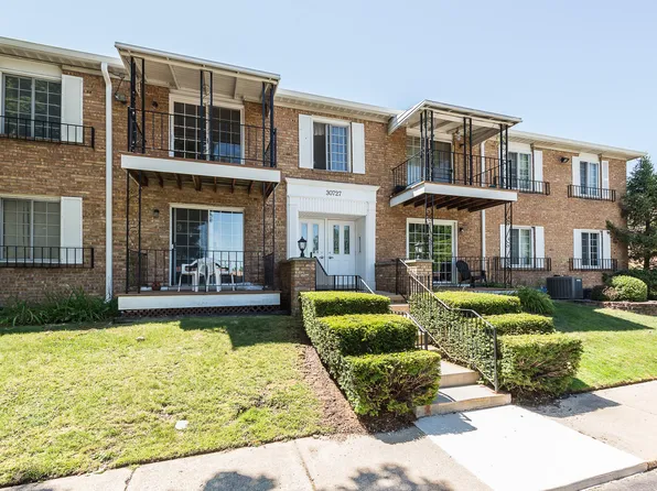 30727 Shiawassee Rd APT 55, Farmington, MI 48336