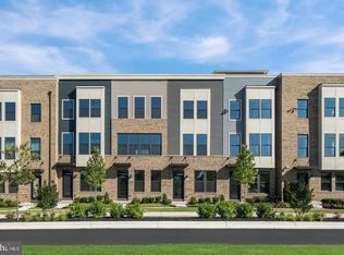 7105 Sollers Point Rd, Baltimore, MD 21222