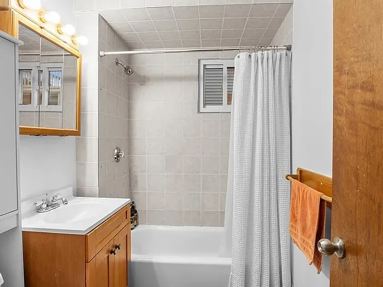 21 Bryant St #1 — Photo 3