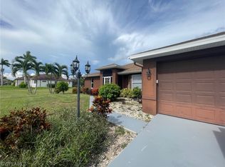 2541 SW 27th Pl, Cape Coral, FL 33914
