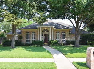 713 Forest Bend Dr, Plano, TX 75025