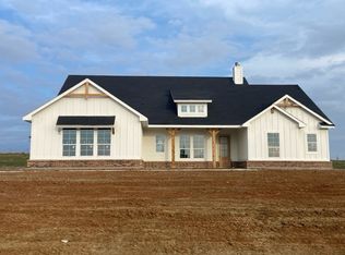 129 Hillview Trl, Decatur, TX 76234