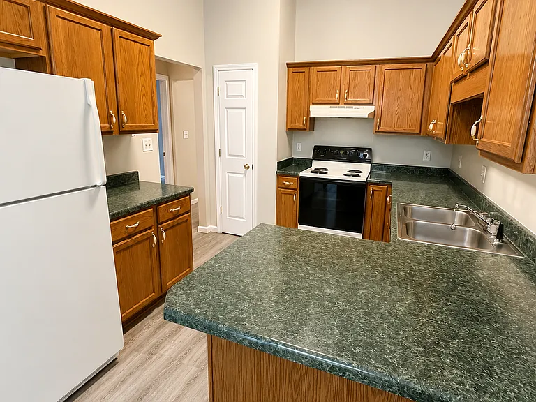 9277 Grove Manor Dr — Photo 15