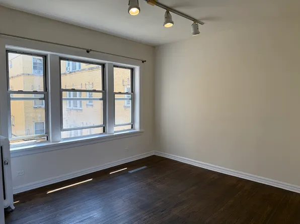 4006 N Kenmore Ave APT 2S, Chicago, IL 60613