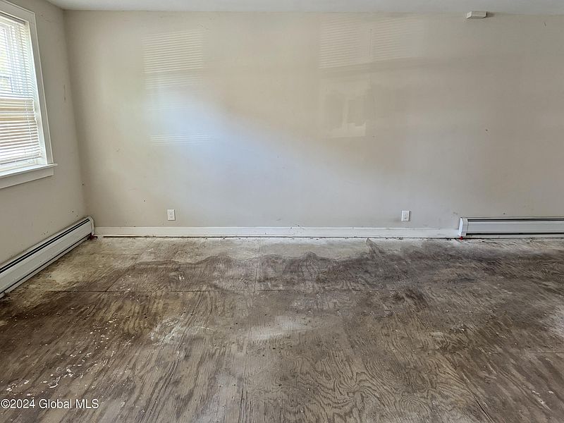 3rd image of 465 Clinton Avenue