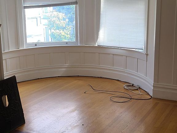 2nd image of 108 Liberty St