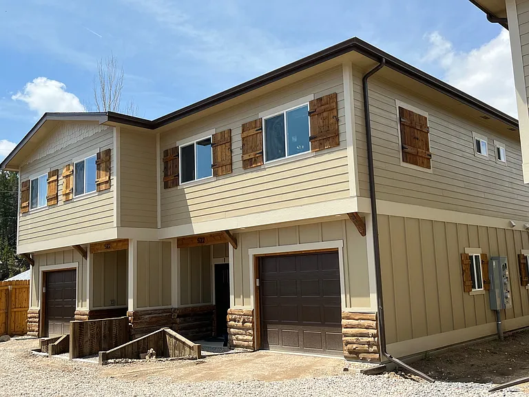 520 W 4th St — Photo 31
