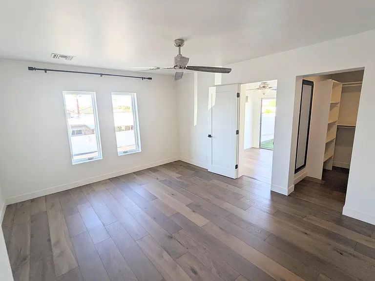 7662 E Minnezona Ave — Photo 37