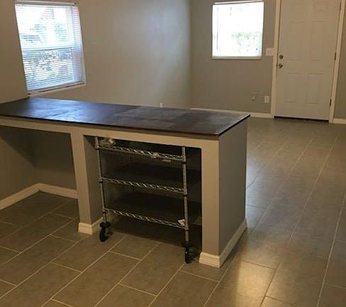 2nd image of 2216 Durham St #1/2