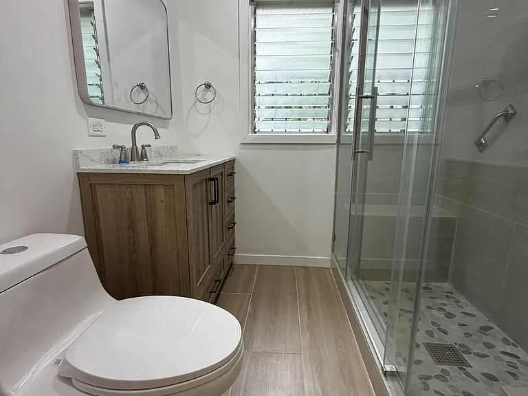573 S Berkeley Ave — Photo 12