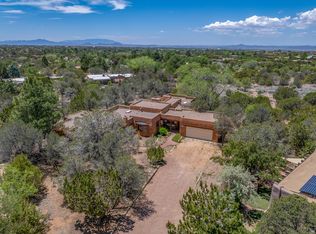 900 Trail Cross Ct, Santa Fe, NM 87505