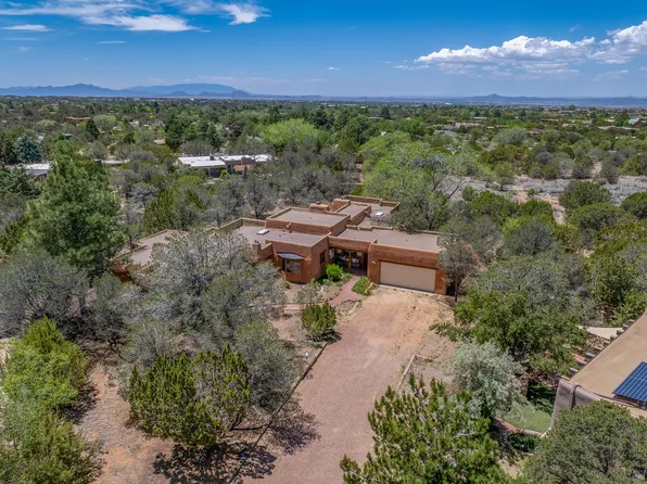 900 Trail Cross Ct, Santa Fe, NM 87505
