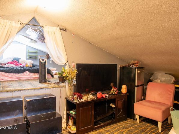 616 W Washington Ave, Yakima, WA 98903