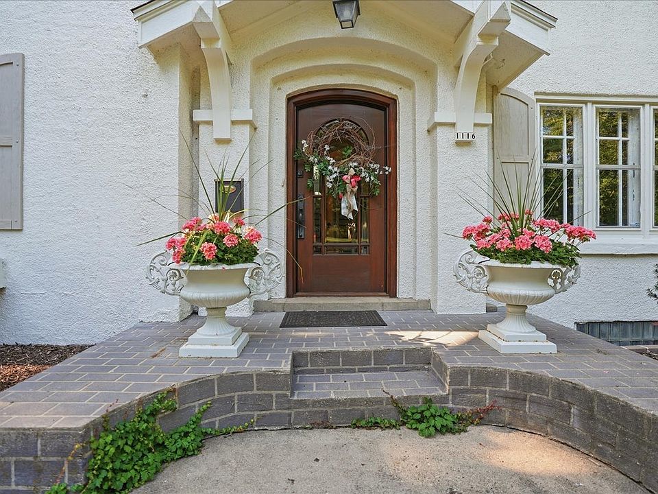 1116 E Monroe St, Bloomington, IL 61701 | MLS #12694429 | Zillow