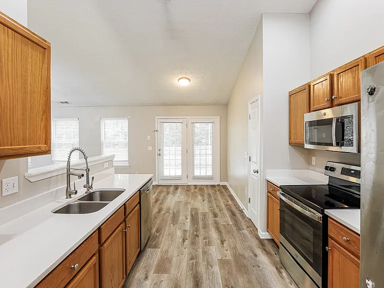 372 Red Maple Way — Photo 7