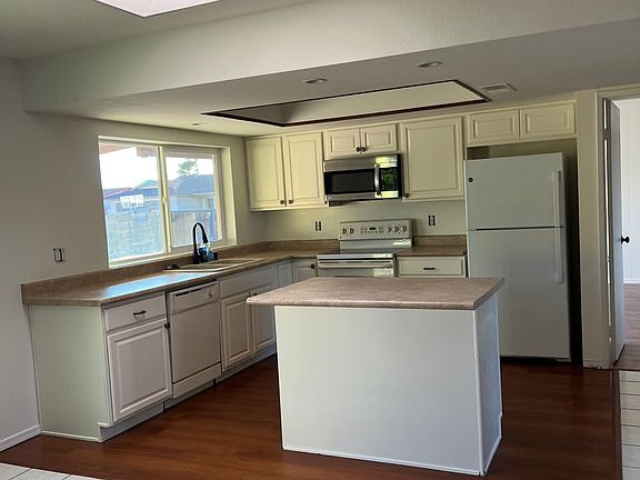 5th image of 4743 W Desert Cove Ave