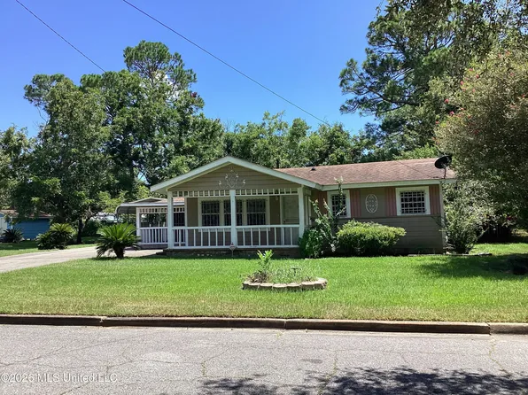4918 Hubert St, Moss Point, MS 39563