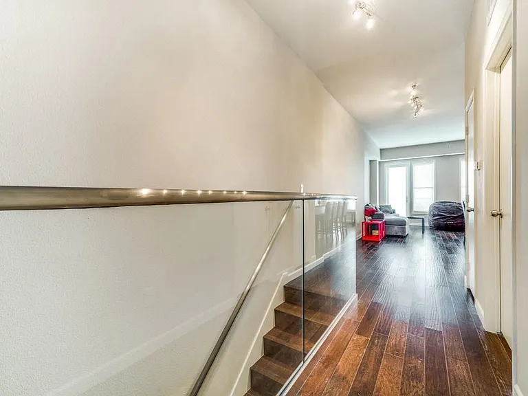 4611 Travis St #808A — Photo 17