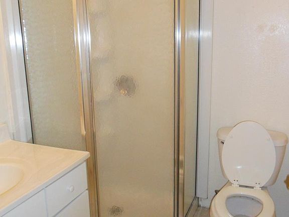 3rd image of 441 E Linden St Unit 1