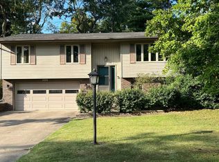 1225 E Allendale Dr, Bloomington, IN