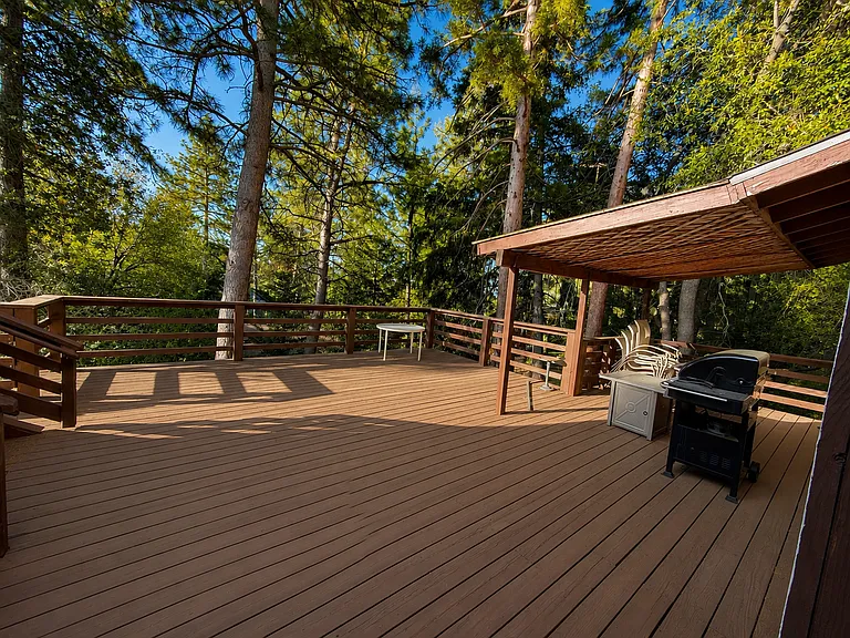 54061 Linger Ln — Photo 21