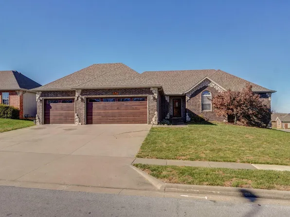 5715 S Meadowbrook Avenue, Springfield, MO 65810