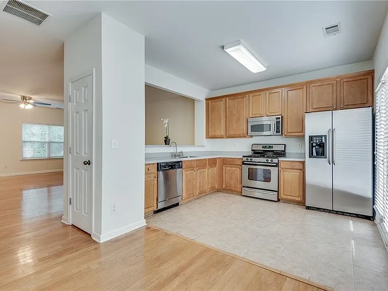 1684 Northgate Mill Dr — Photo 14