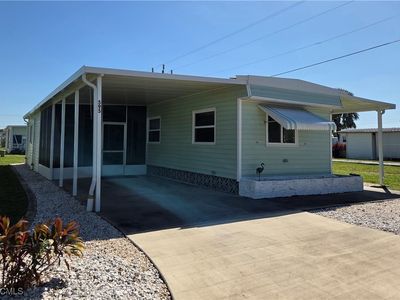 595 Daisy Dr, North Fort Myers, FL, 33917