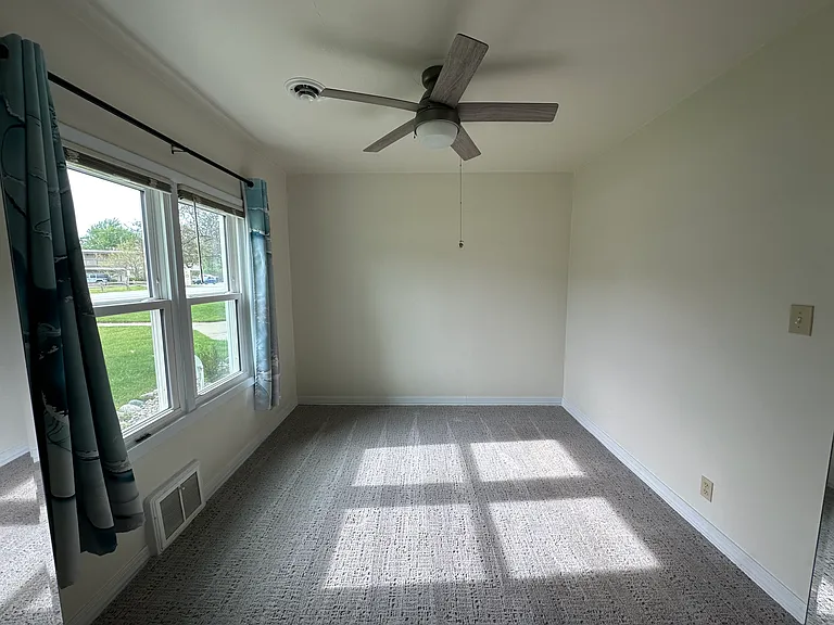 117 S 15th St #117 — Photo 8