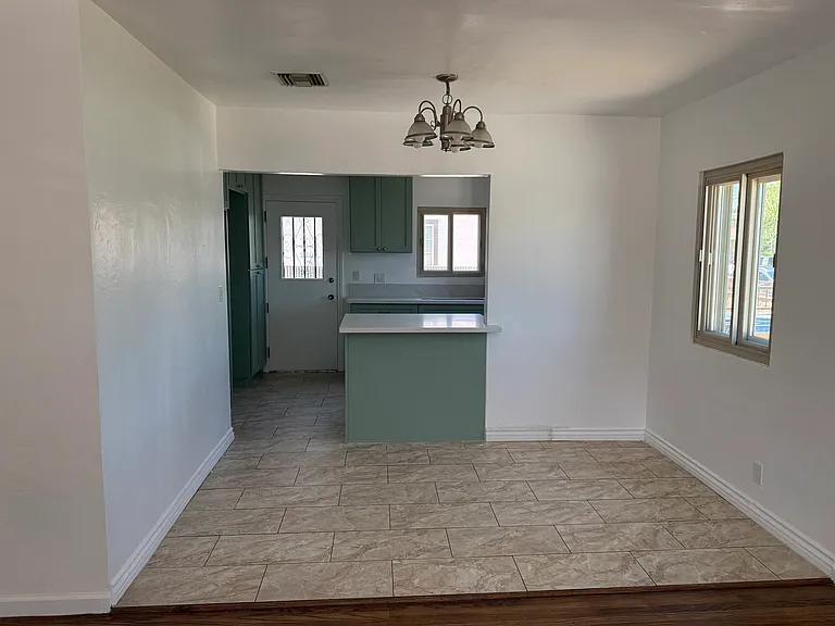 626 Nectarine St #1 — Photo 8